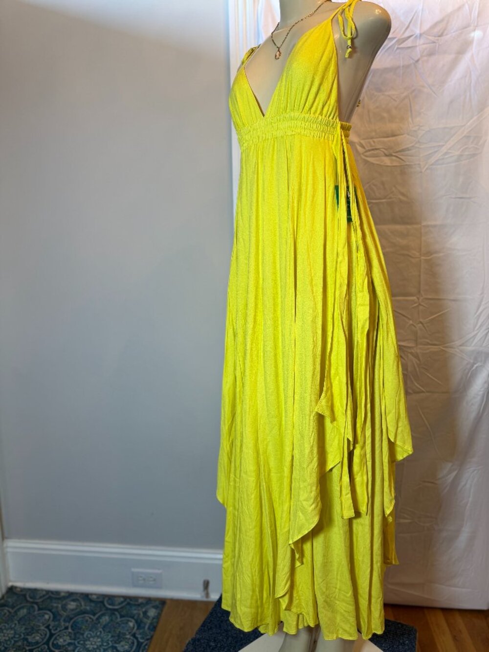 Forever 21 Yellow Maxi Sun Dress Women's XS New With Tags!